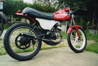 ev50 café racer.jpg