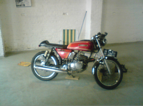 SUzukgp125.jpg