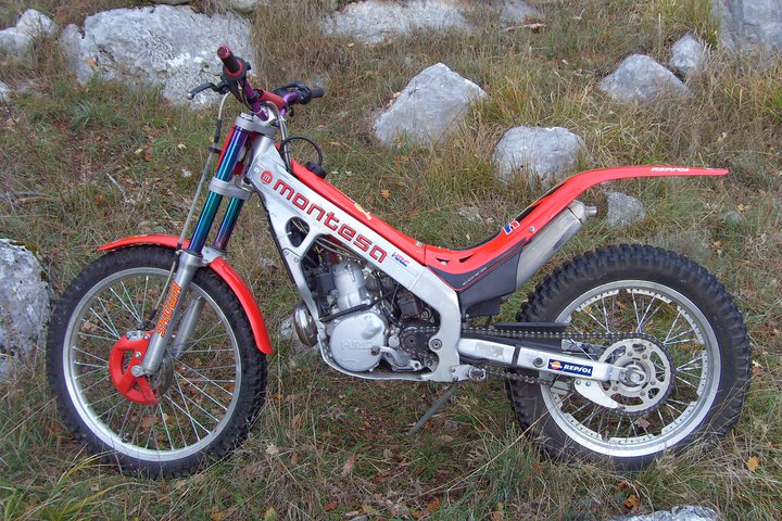 MONTESA 315 R. ( 250CC3 ,2 TEMPS,HRC POWERED:un monstre)